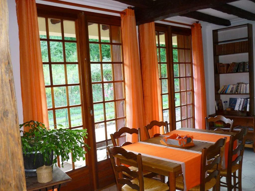 Holiday home La Martiniere - Au Cours Du Ruisseau