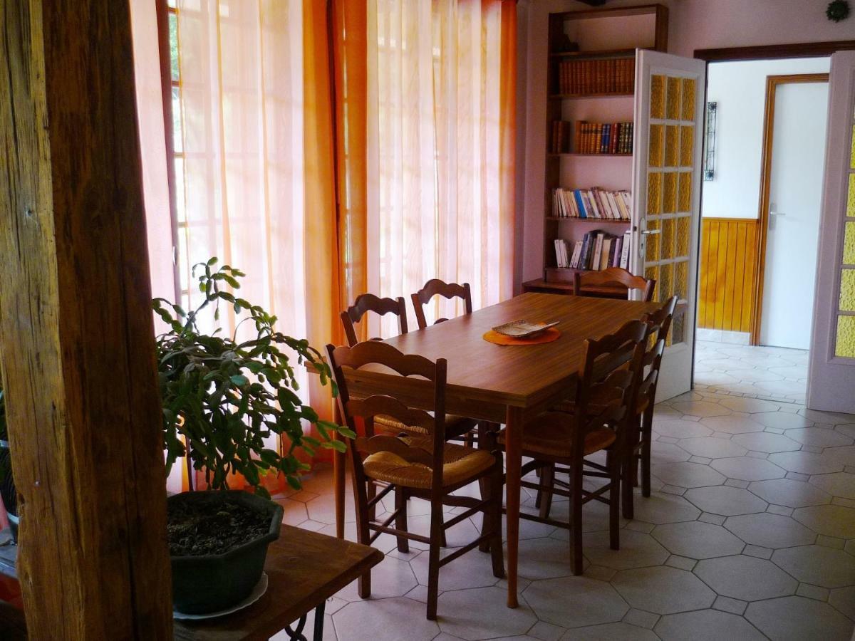La Martiniere - Au Cours Du Ruisseau Ferienhaus Saint-Germain-de-Livet